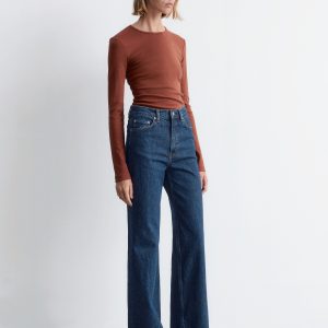 Wide-Leg Jeans