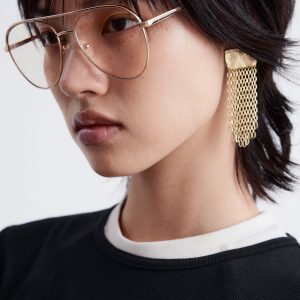 Chain-Pendant Plate Earrings