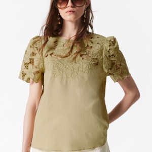 Short-Sleeve Floral-Embroidery Blouse