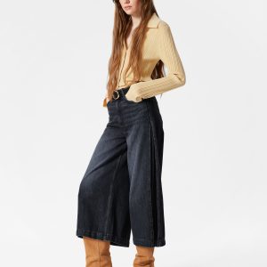 Cropped Wide-Leg Jeans
