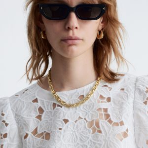 Short-Sleeve Floral-Embroidery Blouse